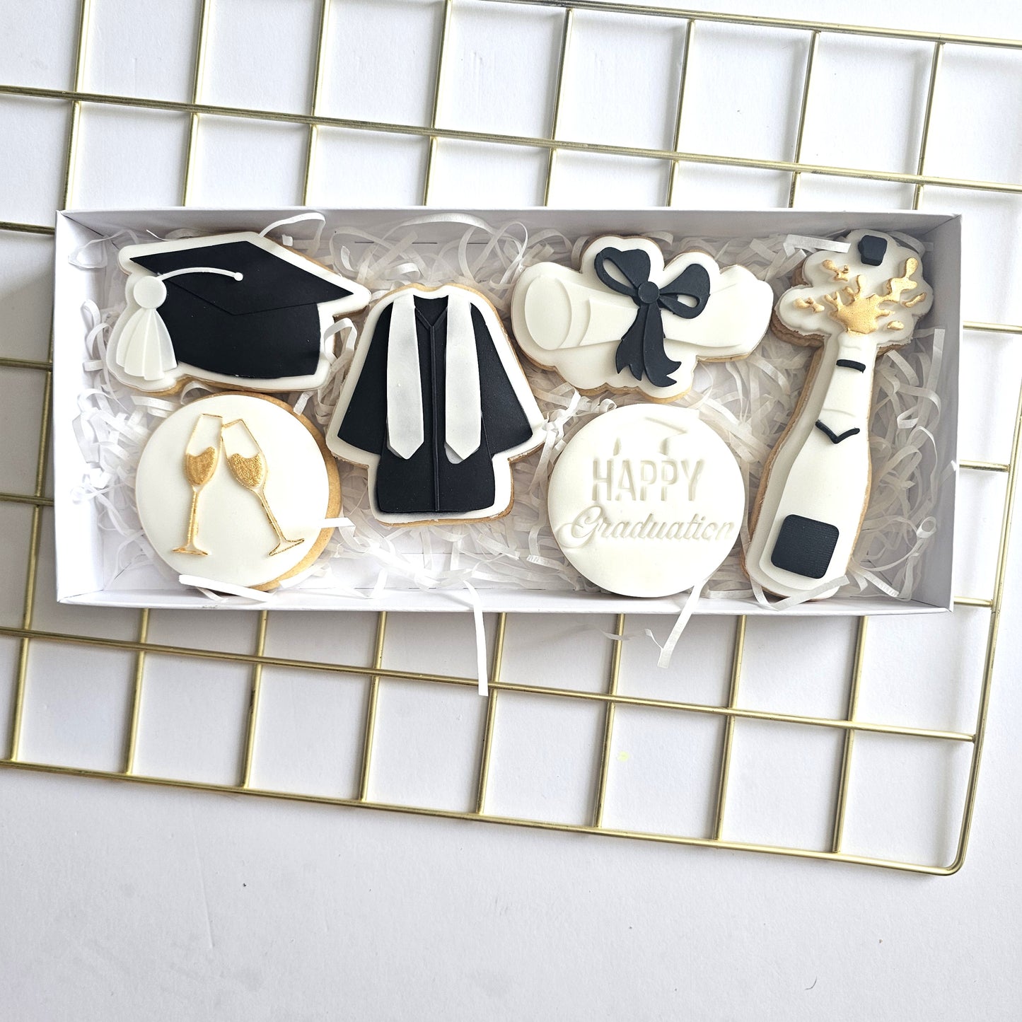 Graduation - Medium Biscuits Gift Box