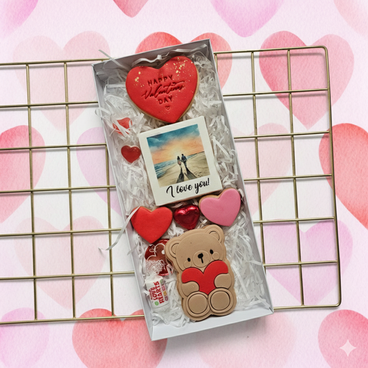 Medium Valentine's Gift Box