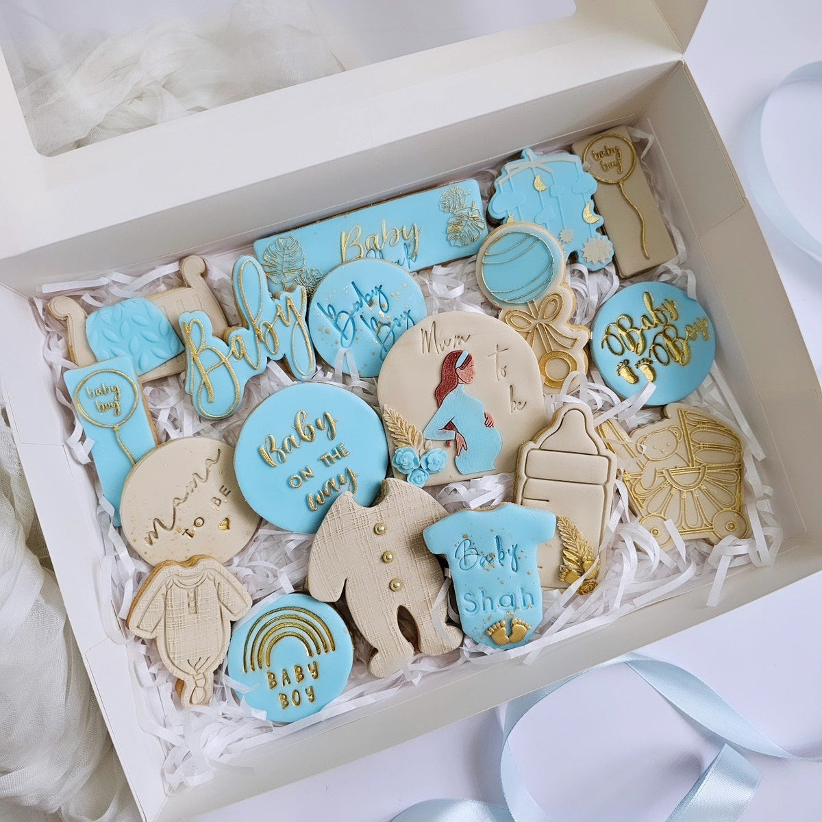 Blue and gold baby on the way box