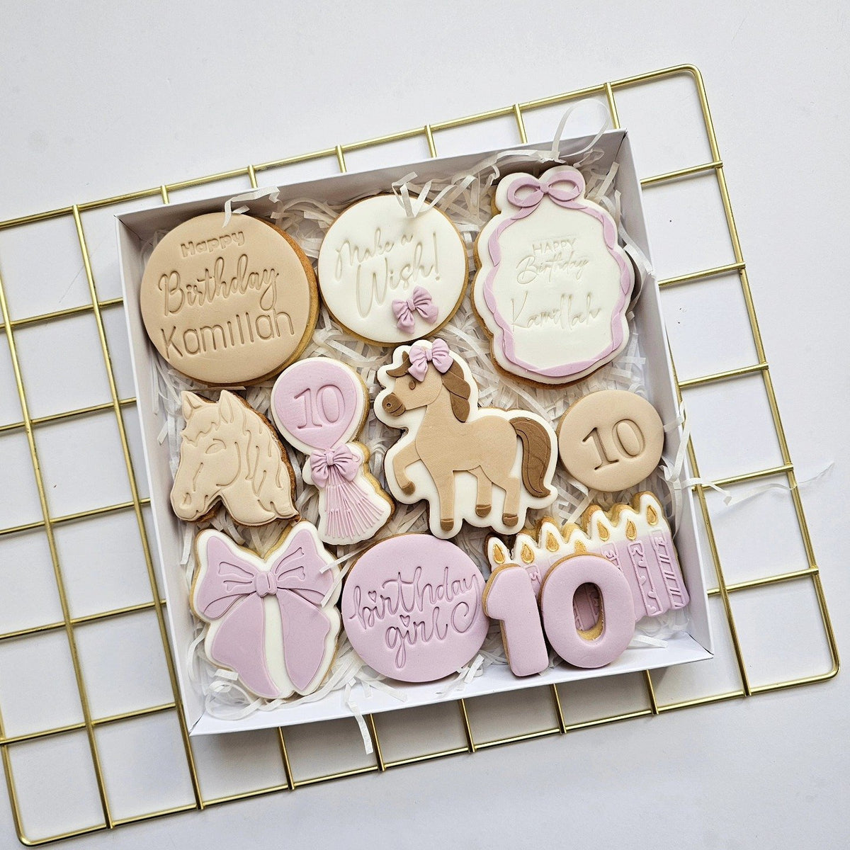 Bows and horses birthday box