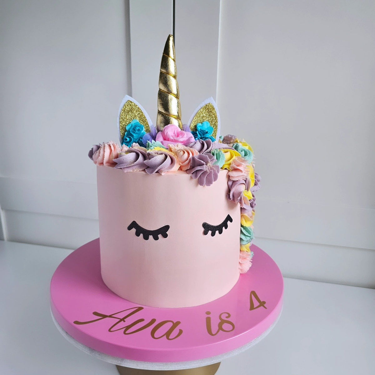 Pastel unicorn cake