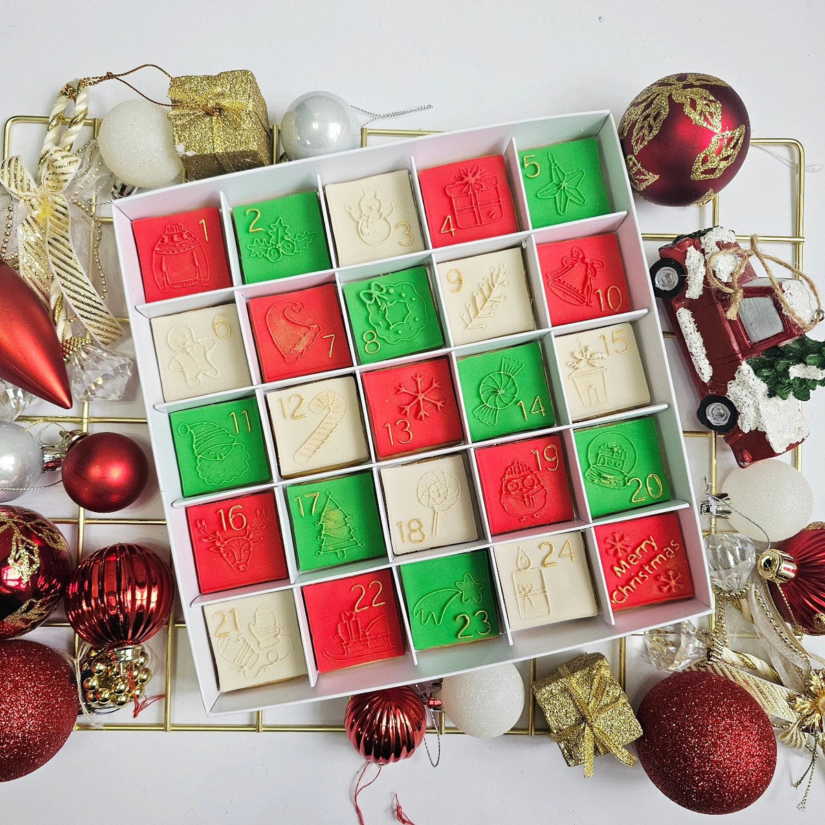 Biscuit advent calendar
