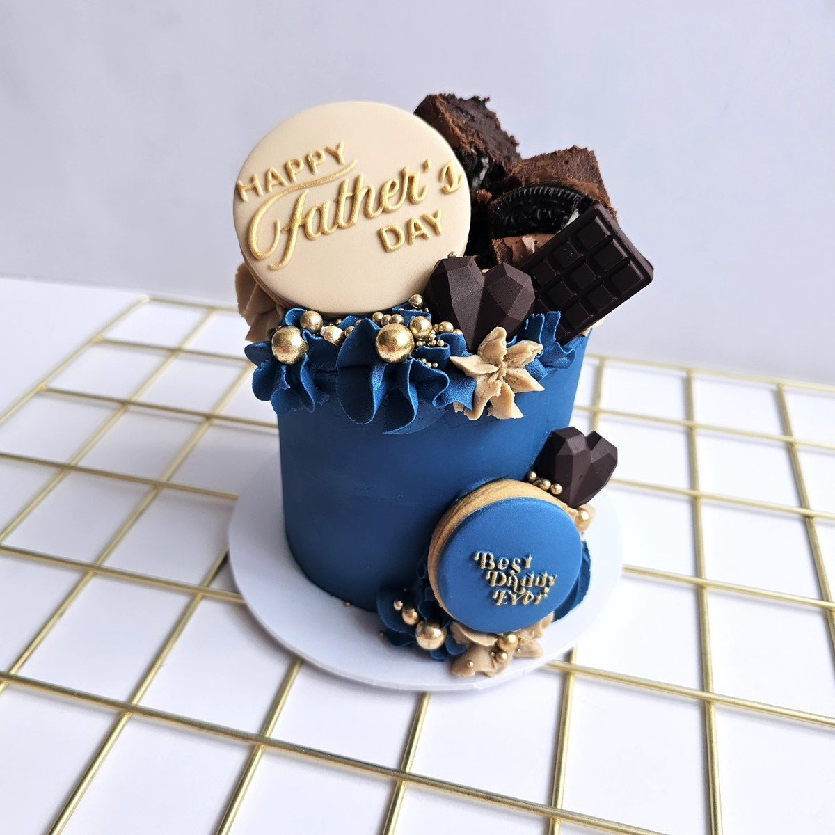 Father's Day mini cake