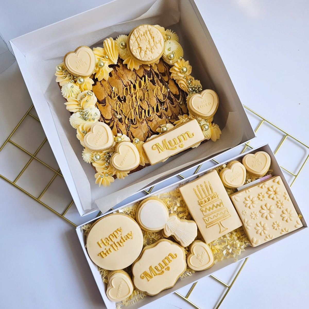 Blondie and biscuit box
